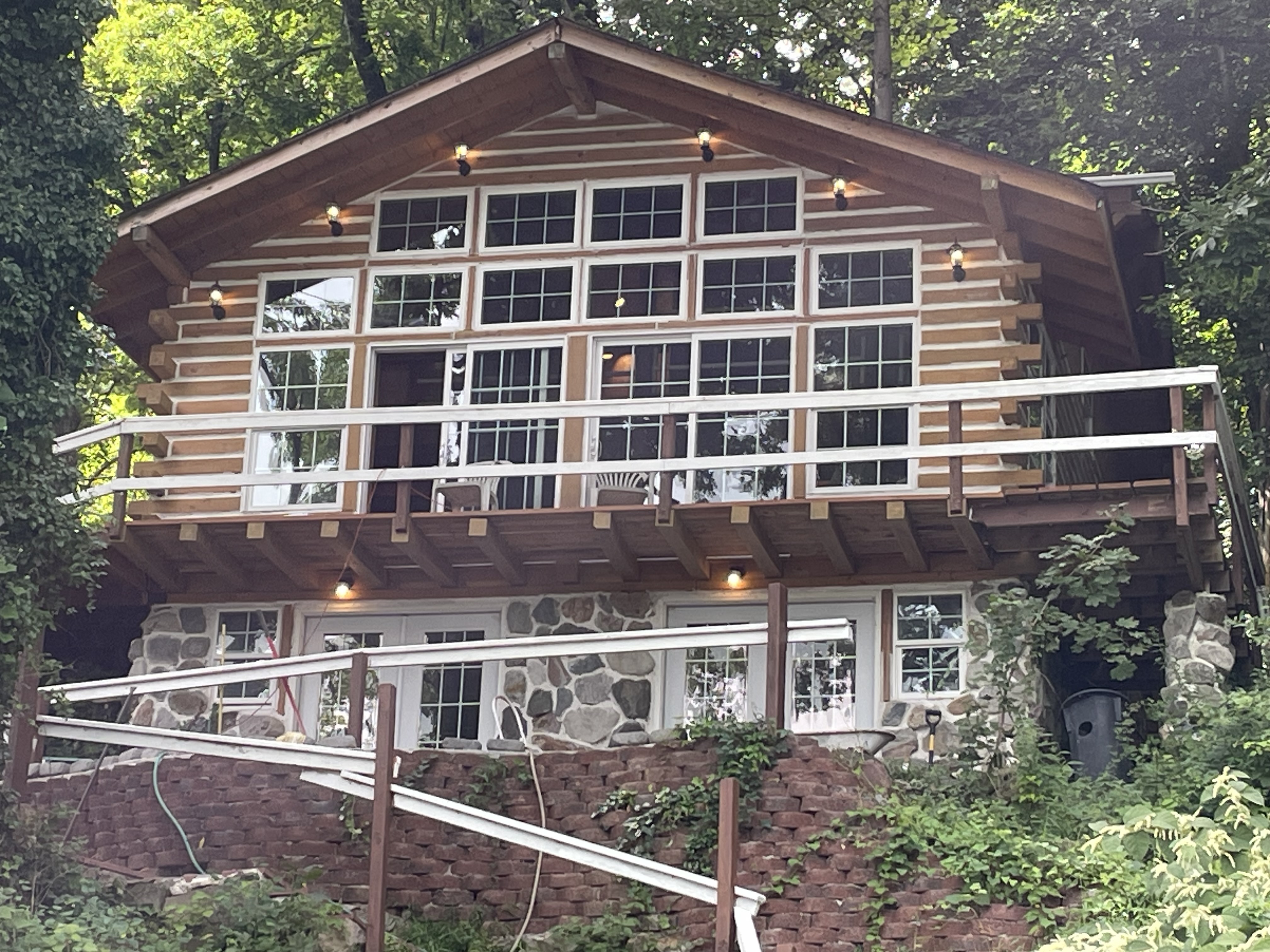 6032 Del Haven Road, Bangor PA Bangor Cabin Homes For Sale